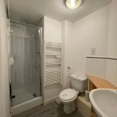 Chill House Quarto em Acomodações Particulares